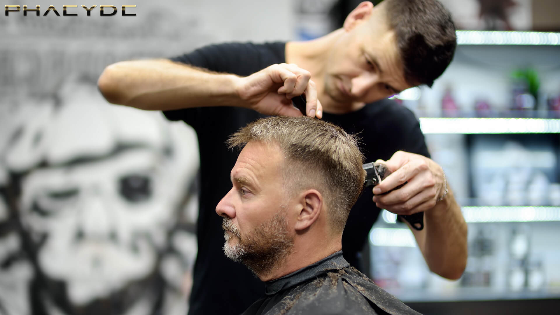 When Can You Visit a Hairdresser After a Hair Transplant? Expert Advice from the Phaeyde Clinic